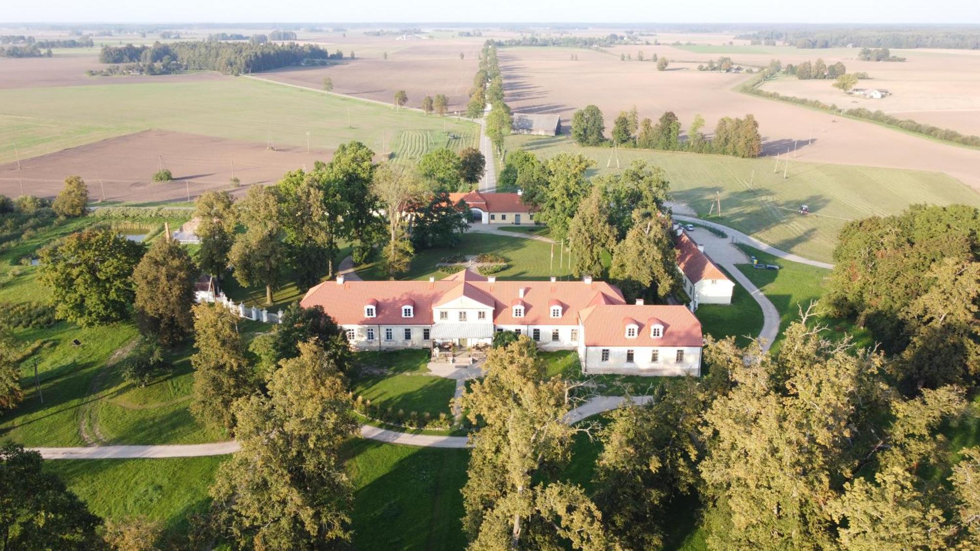 Hotel Blankenfeldes Muiza Tērvete Exterior foto